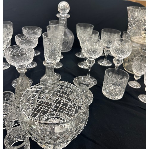 119 - Large selection of antique and later glassware