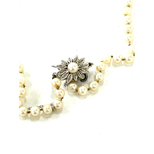 579 - Vintage pearl necklace with 18ct gold clasp, clasp marked 750, approximate length 53cm