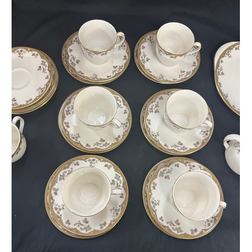 236 - Lynne Wood Royal Doulton 6 piece tea service, missing teapot