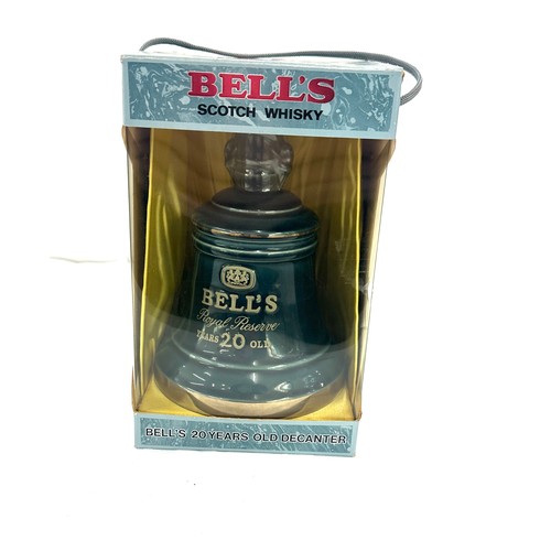 640 - A 1980's bottling of 20 year of Royal Reserve by Bell's  sealed with original box both in good condi... 