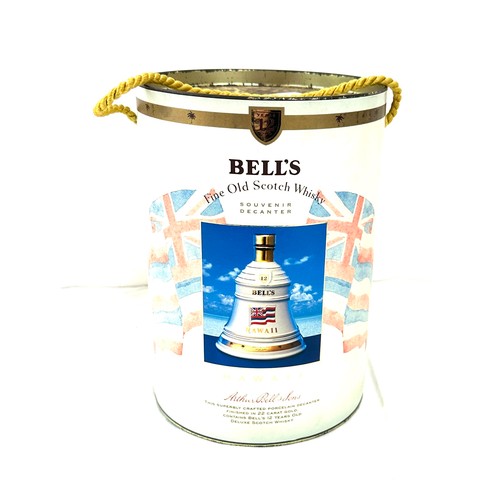 641 - A Bells Fine Old Scotch Whiskey Hawaii decanter sealed in original box in good condition