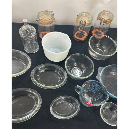 188 - Selection of pyrex dishes and le pratique glass jars, Ourale dessert bowls