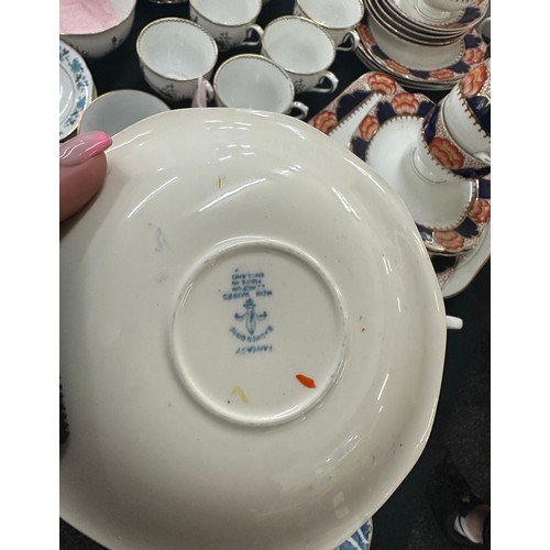 222 - Large selection part tea services to include oriental design, Aynsley, Royal Doulton etc a/f