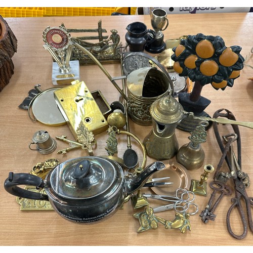 56 - Selection vintage metalware to include miniatures, trophies, trinkets, teapot,  brass lock etc