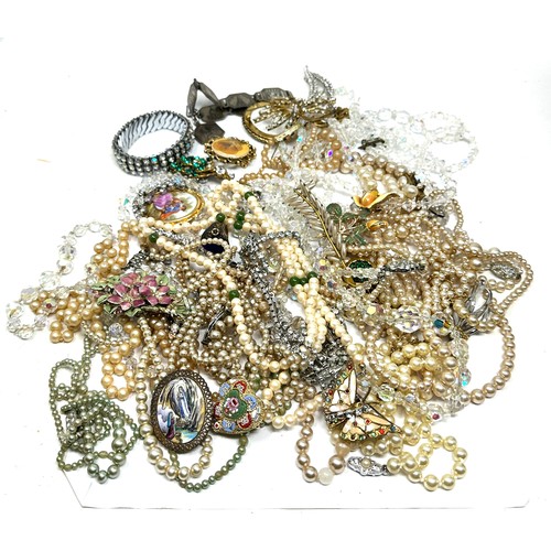 477 - A Collection Of Vintage costume Jewellery