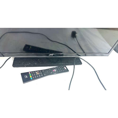 267 - JVC 32 inch LED smart TV model lt32c670 with remote, working order