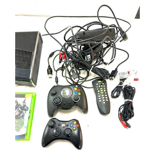 160 - Xbox 360 with leads, controller, games, untested