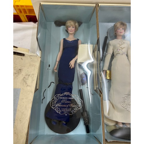 282 - Selection of 4 boxed Franklin mint Diana collectors dolls to include original packaging