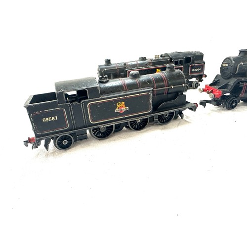 92 - 2 Hornby 80054 engines, Hornby 69567 engine,