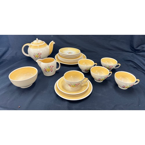 593 - Vintage Susie Cooper part tea set comprising of teapot, milk jug, sugar bowl, 5 cups, 6 saucers, 6 c... 