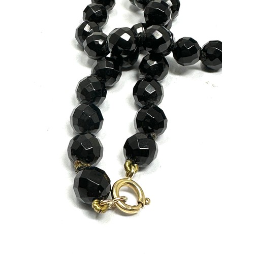 62 - 9ct Gold Clasp Facetted Black Obsidian Necklace (41.7g)