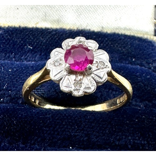 51 - 18ct Gold Ruby & Diamond Dress Ring (3g)