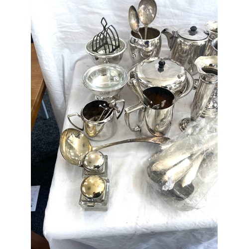 121 - Large collection of silver plate and metal ware, cutlery etc