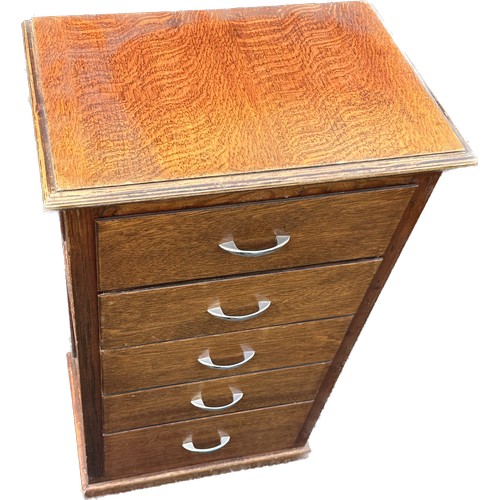 323 - Set of 5 drawer Walnut chest of drawers 35 inches tall by 20.5 inches wide and 13.5 inches deep