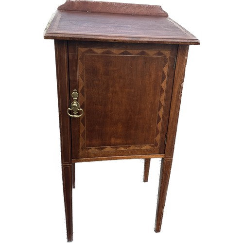 320 - Oak 1 door inlaid pot cupboard measures approximately 31 inches tall 16 inches wide 14 inches depth