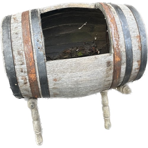 293 - Vintage wine barrel on stand, missing lid,