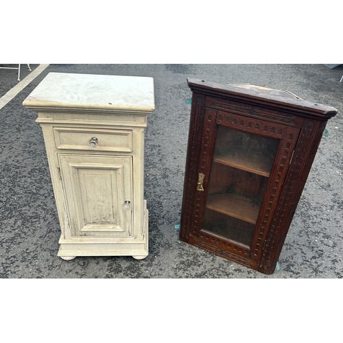 326 - Painted 1 door 1 drawer pot cupboard and a corner cabinet 30 inches tall