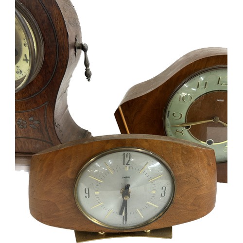 83 - Selection 3 vintage wooden mantel clocks to include a balloon clock, 2 Smiths clocks, all untested