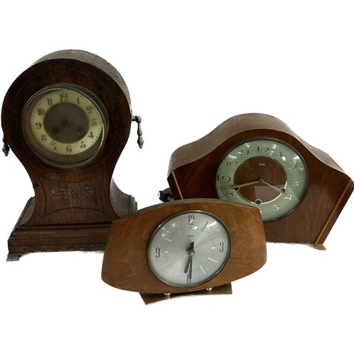 83 - Selection 3 vintage wooden mantel clocks to include a balloon clock, 2 Smiths clocks, all untested