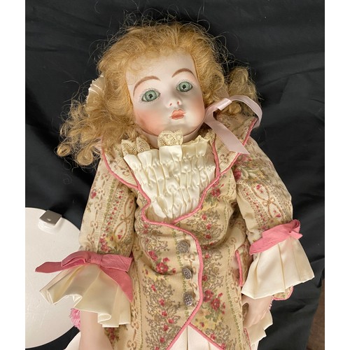 424C - Vintage Dolls Collection French Porcelain Doll  Bru Jn 13 in box