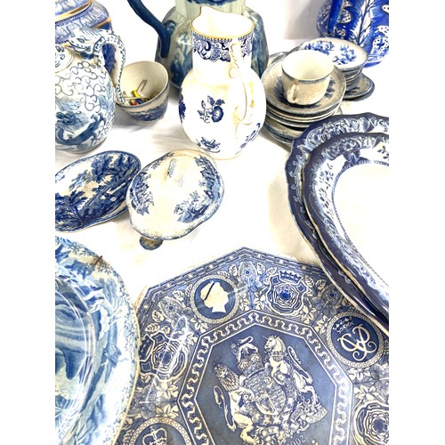 135 - Large selection of antique and later blue and white pottery