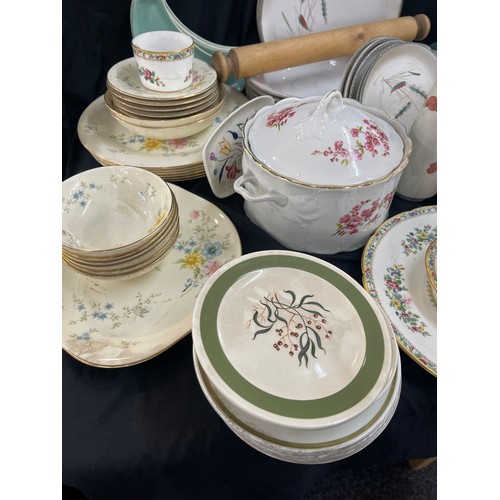 210 - Selection of part dinner services to include Masons, Coalport, Royal Kent, items to include tureens,... 