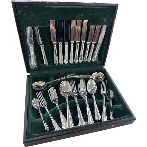 75 - Canteen of Sheffield plate cutlery