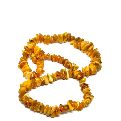 498 - An Amber Nugget Necklace (61g)