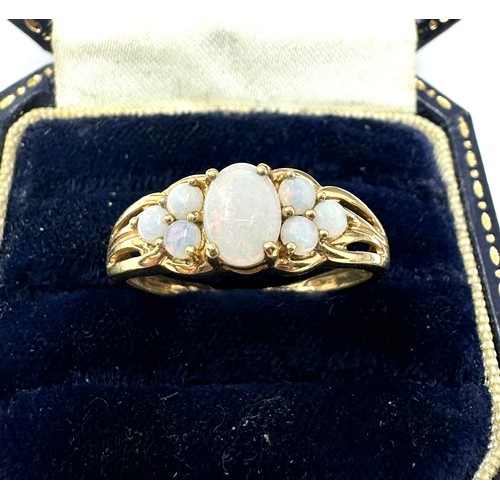 91 - 9ct Gold White Opal Ring (2.4g)