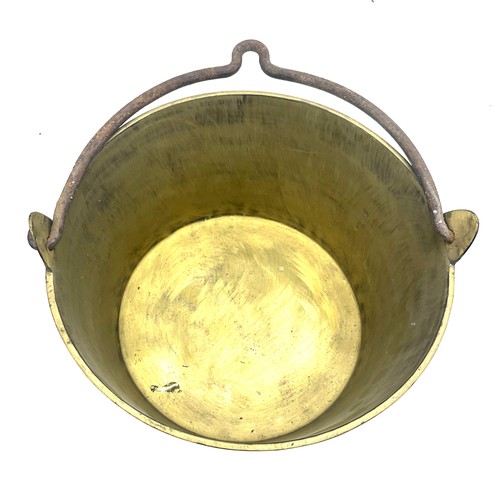 244A - Large brass jam 7.5 inches tall 14 inches diameter