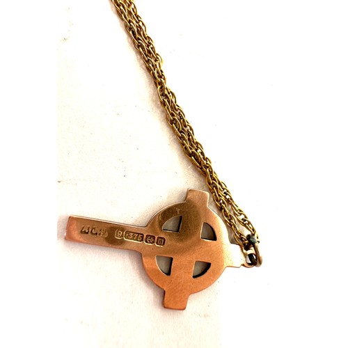 488 - 9ct gold Celtic cross pendant and chain , approximate total weight 4.4g