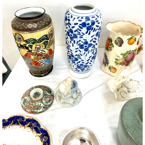 235 - Selection of collectables to include oriental vases etc