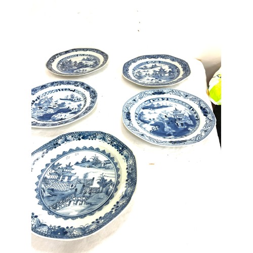 554 - Collection of 6  18th / 19th century antique Chinese dinner plates, diameter 23cm