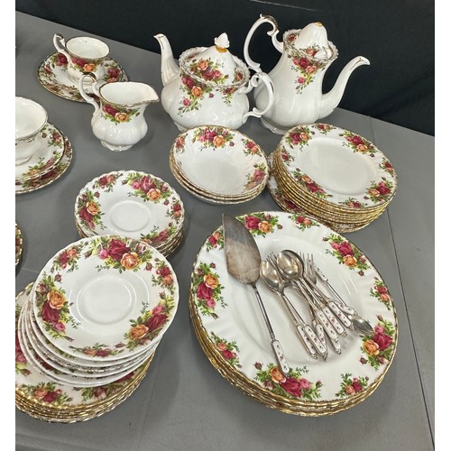 552 - Part Royal Albert Old Country Road tea and coffee service, A/F, tea pot lids are both damaged