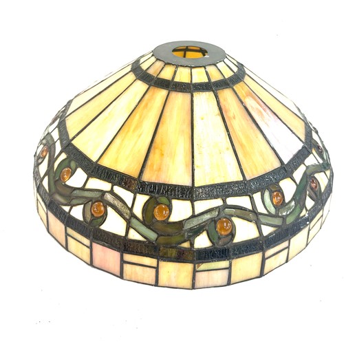 542 - Tiffany style light shade leaded heavy glass dia 39cm