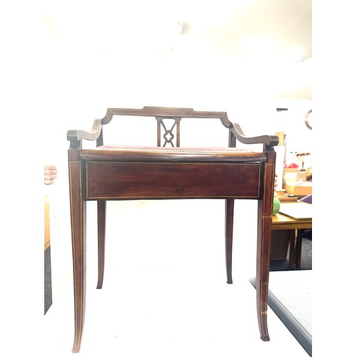 375 - Mahogany piano stool with compartment for sheet music