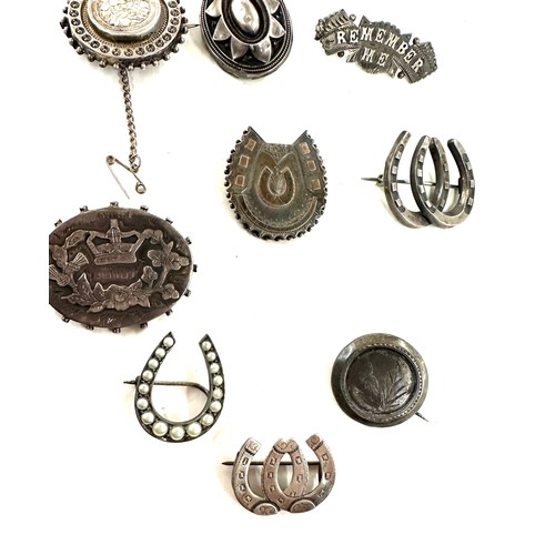 475 - Assorted antique silver victorian brooches 9 in total weight 37grams