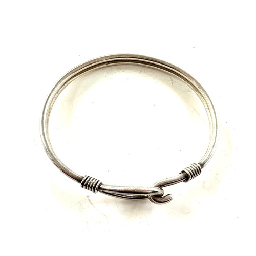 455 - Unusual vintage sterling silver bangle 25 grams