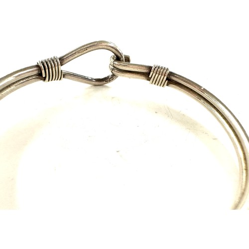 455 - Unusual vintage sterling silver bangle 25 grams