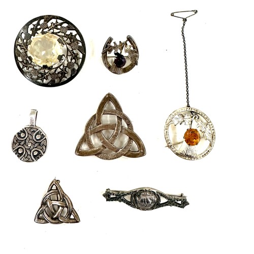 474 - collection of seven sterling silver scottish brooches weight 59 grams