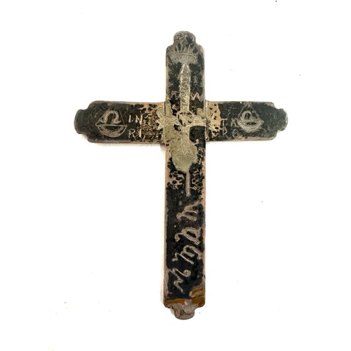 470 - Unusual large antique crucifix in white metal, probably silver, length 10cm