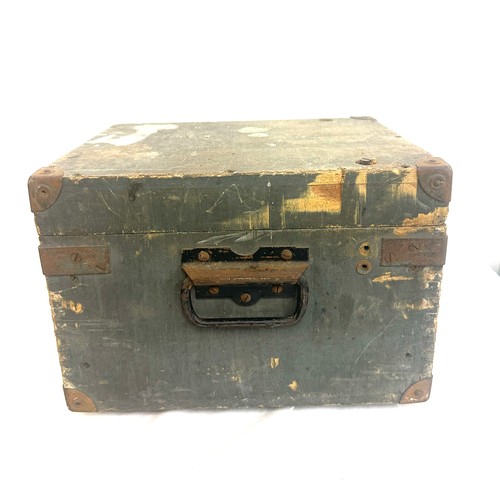 146A - Wooden military transit box, ref no 10vb/6167 measures approximately 9.5 inches tall 13 inches wide ... 