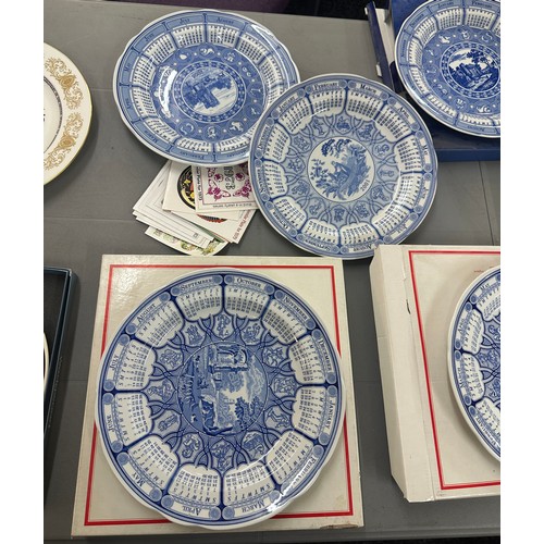 275 - Selection of Wedgwood calendar collector plates includes 1978,1981, 1983, 1984, 1985 etc