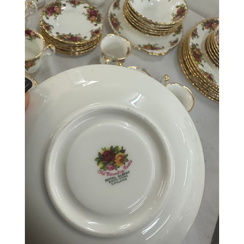 545 - Selection of Royal Albert Old Country Rose part/ tea/ coffee and dinner service