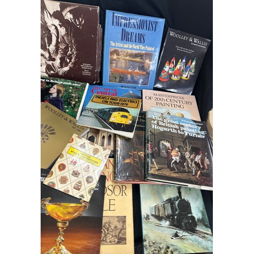 166 - Selection of vintage and later art and train books