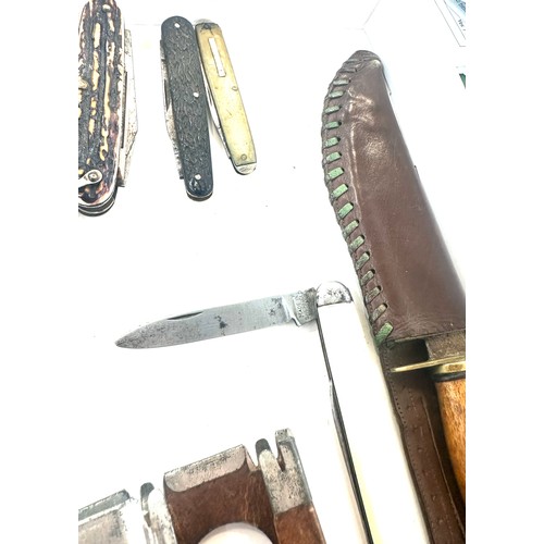 517 - Selection of vintage and later pocket knives includes made in sheffield etc