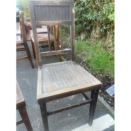 305 - 2 Bentwood style chairs