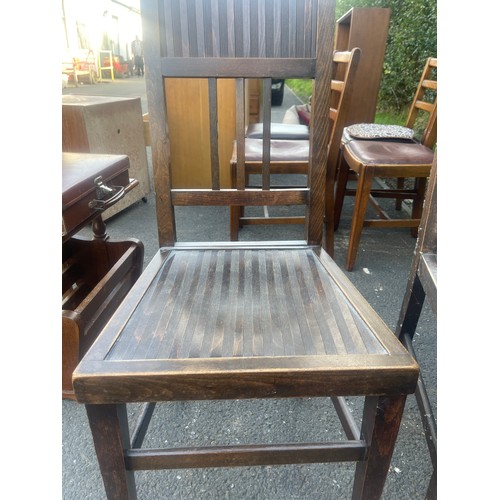 305 - 2 Bentwood style chairs