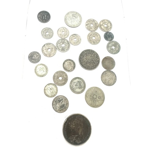 514 - Selection of vintage silver coins includes 1889 crown etc