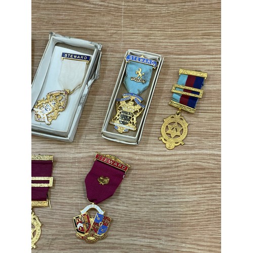 441 - Large selection of assorted Masonic jewels